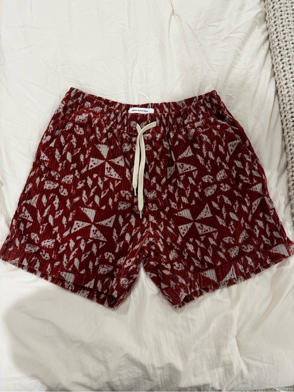 Urban Outfitters Red Patterned Drawstring Shorts Geometric Ribbed Textured Sz M